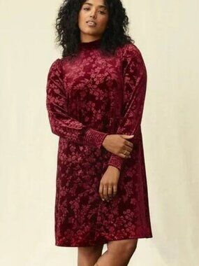 Matilda Jane Just Imagine Melanie Shift Dress Women's Size Large Burgundy Velvet